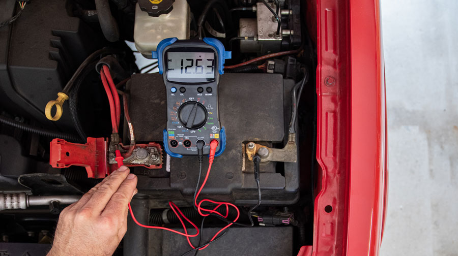 How To Test a Car Battery's Voltage With a Multimeter - AutoZone