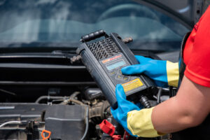 Car Battery Dead? 8 Signs of a Dead Car Battery - AutoZone