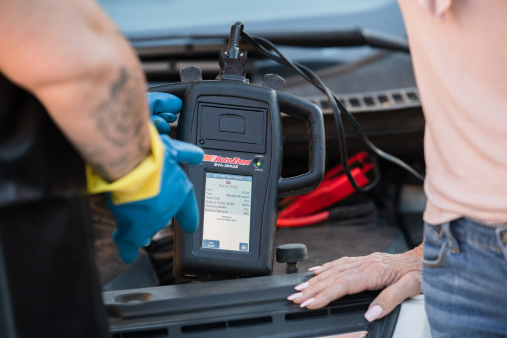 Commercial vehicle battery testing and maintenance