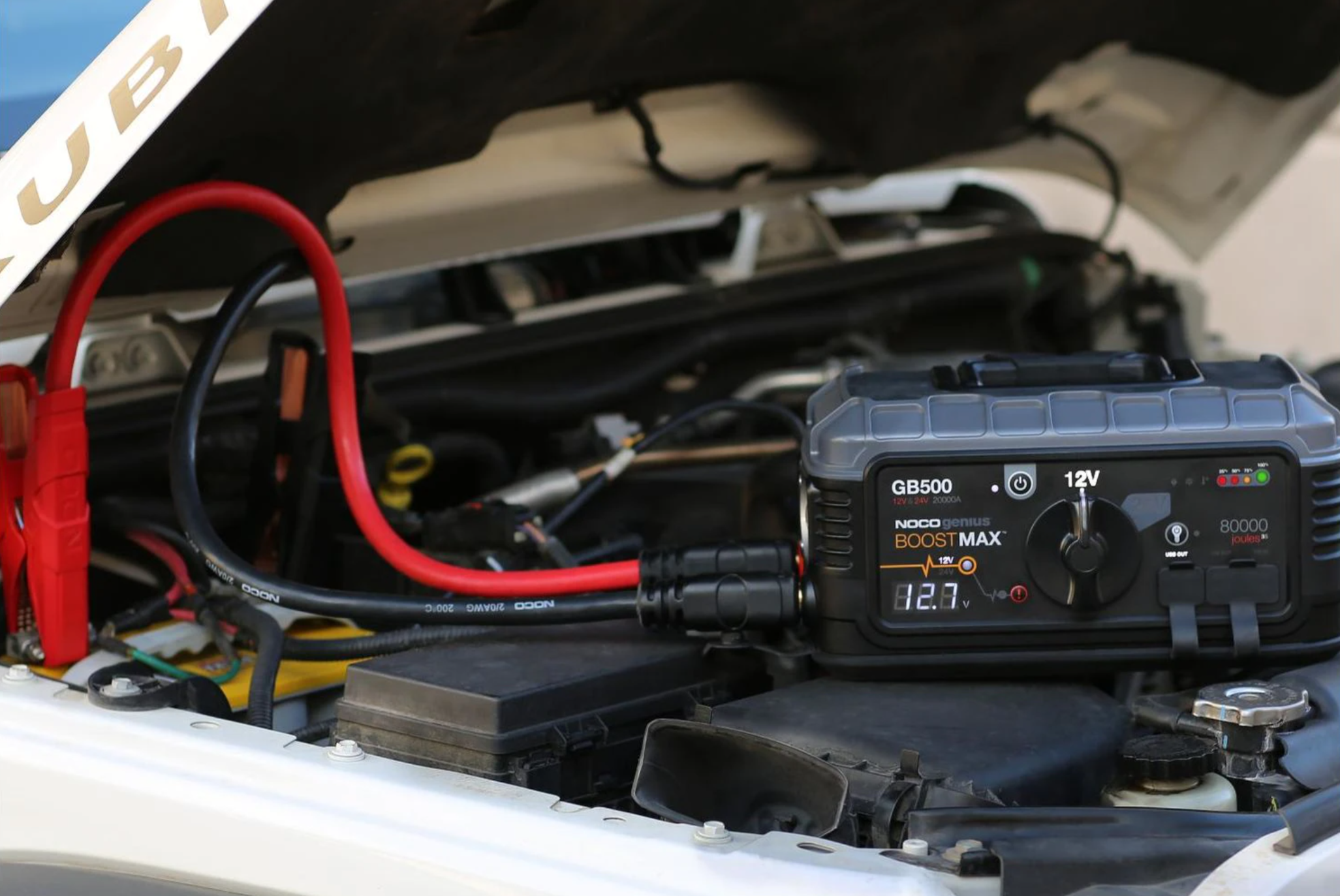 portable multifunctional 24v 5-in-1 auto battery