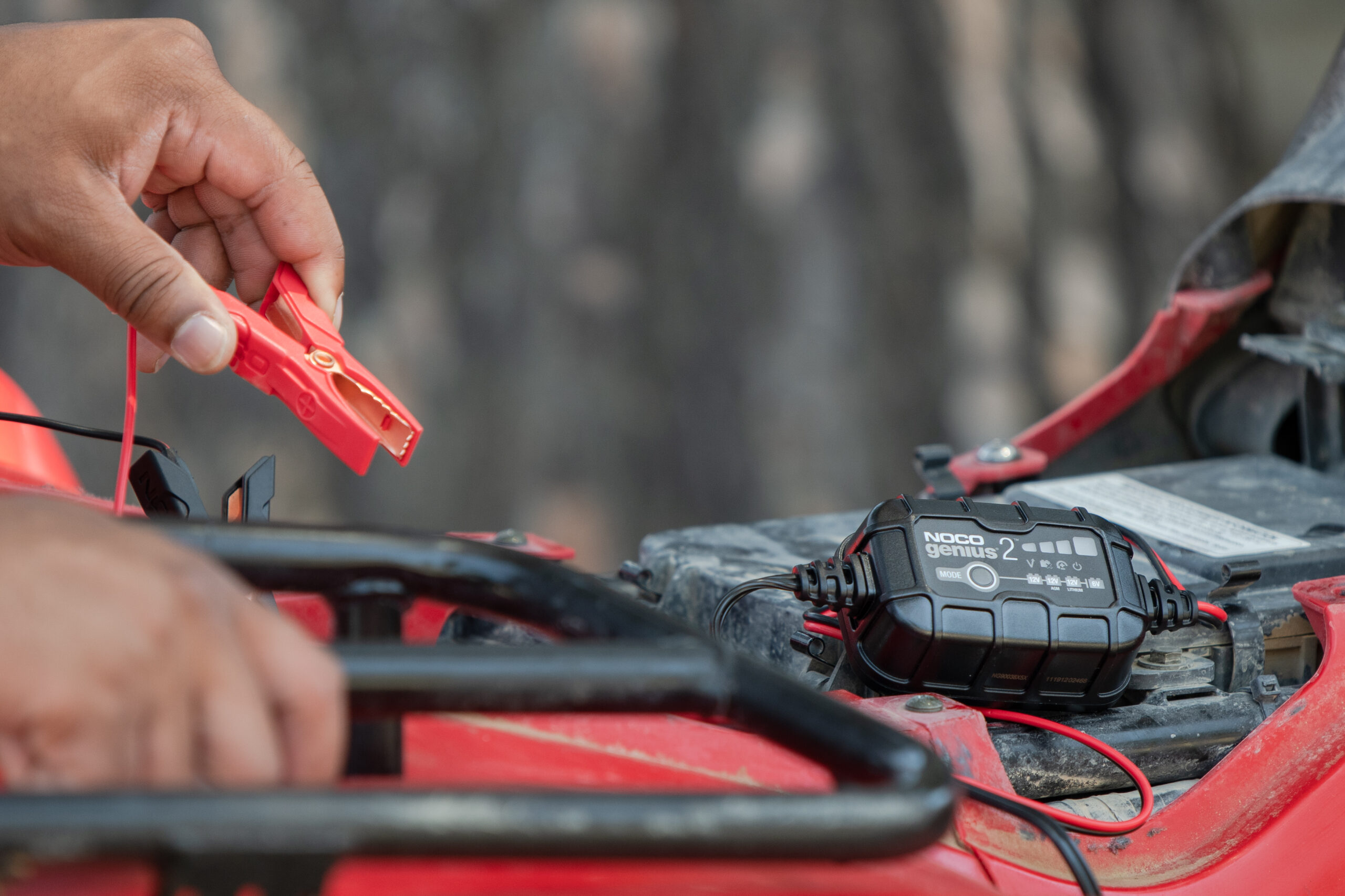 How Does a NOCO Portable Jump Starter Work? - AutoZone