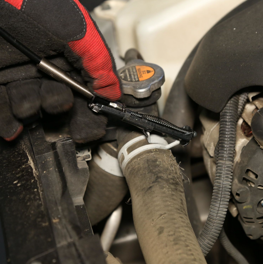 How to Replace Your Radiator Hose - AutoZone